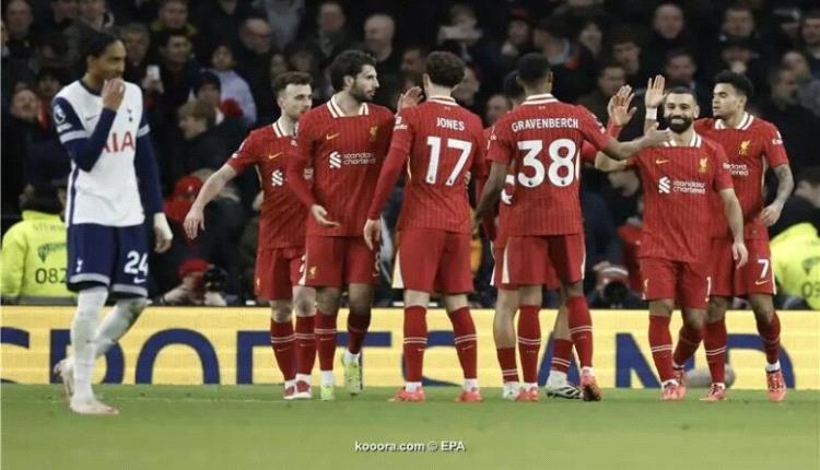 ليفربول يعزز صدارته للدوري الإنجليزي بسداسية في مرمى توتنهام